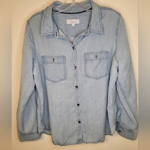 Chambray shirt, Encore by Idina Menzel Denim Light Wash Size Large